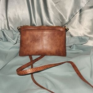 Leather Crossbody Bag in Brown - Women's Everyday Shoulder Bag